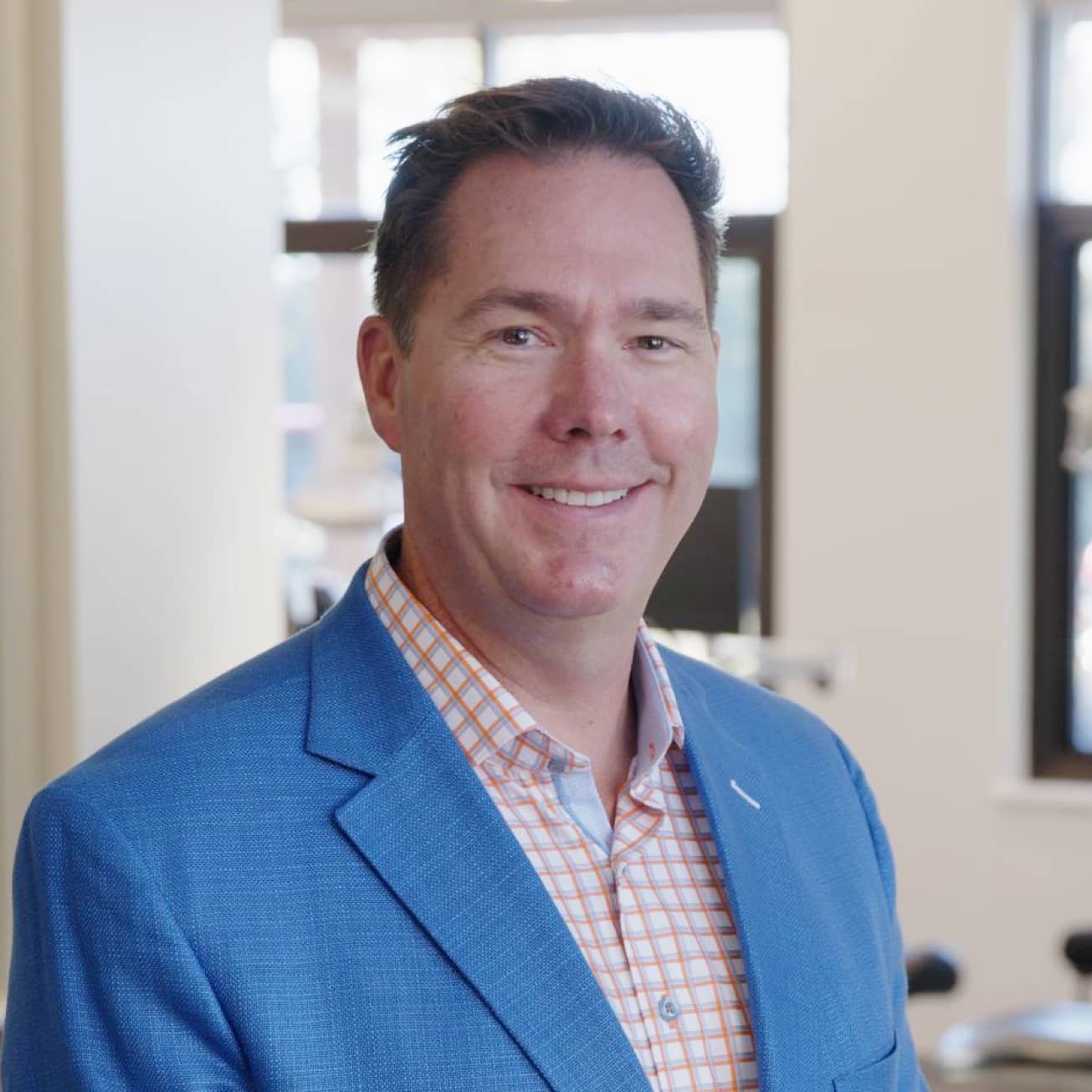 Dr. Mike Hoxie headshot